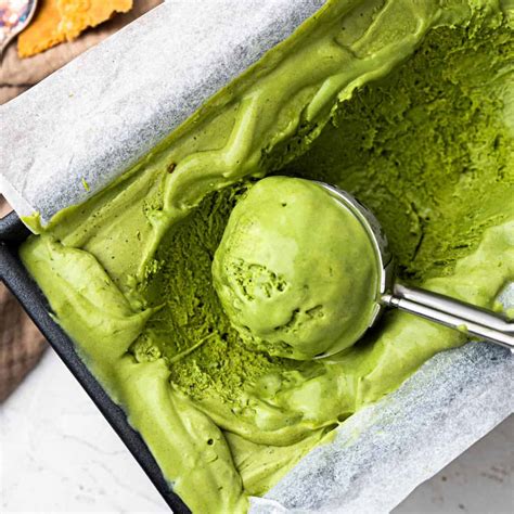 No Churn Matcha Ice Cream - Catherine Zhang