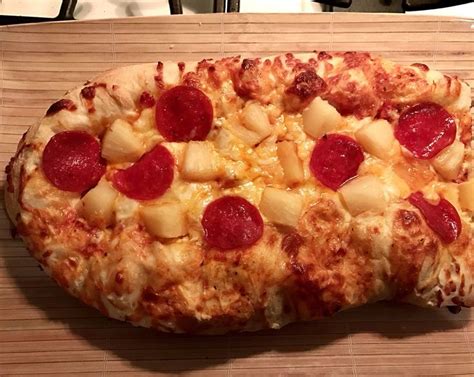 [Homemade] Pepperoni and Pineapple pizza #recipes #food #cooking #delicious #foodie #foodrecipes ...