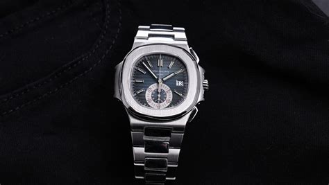 Patek Philippe Nautilus 5980/1A-001 Blue Dial Chronograph Serviced ...