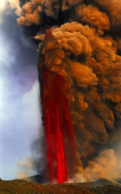 Lava fountain of Mt Etna volcano | Time for another lava fou… | Flickr