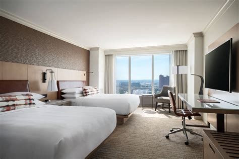 Downtown Baltimore Lounge - Waterfront Hotel | Baltimore Marriott ...