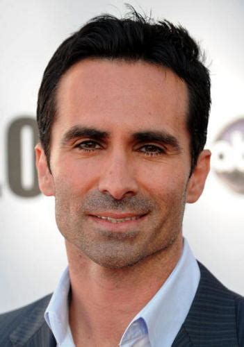 Bates Motel: Nestor Carbonell Proves He Is Not Wearing Eyeliner (S2) | A&E - Nestor Carbonell ...