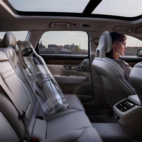 Volvo Cars cares for your safety on the road