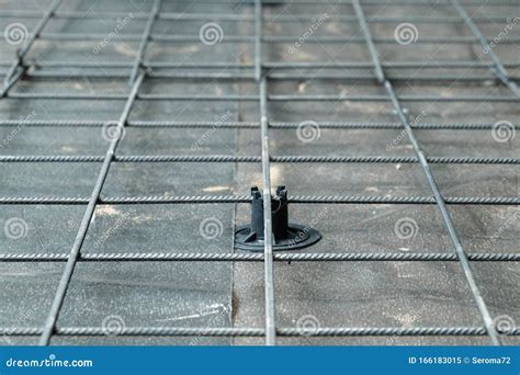 The Mesh for Reinforcement Concrete Slab in the Garage Stock Image - Image of pour, employment ...