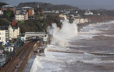 Five years on - the incredible images of Dawlish storm devastation ...