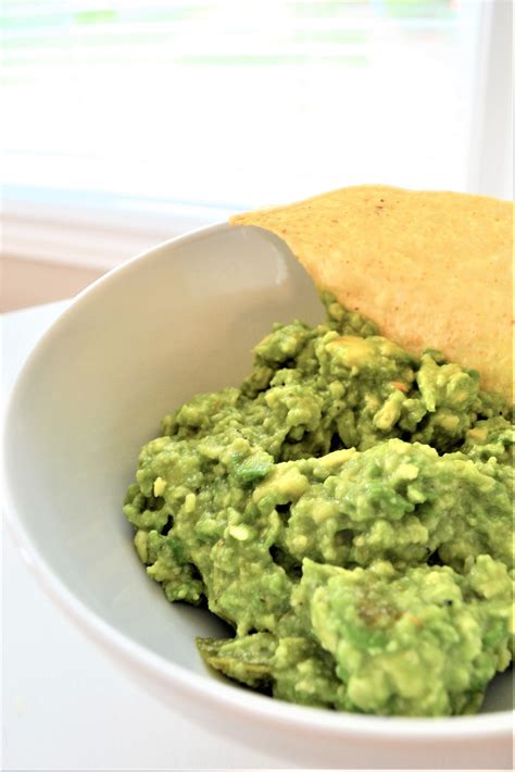 Best Spicy Guacamole Recipe! - Super Yummy! - Making Things is Awesome