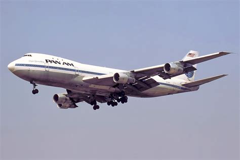 Boeing 747 - Wikipedia