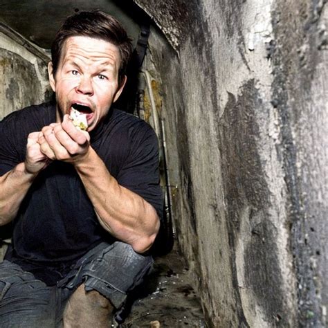 Feral Mark Wahlberg eating rats in a sewer : r/weirddalle