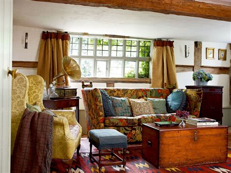 Conserving a Cotswold cottage | Real Homes