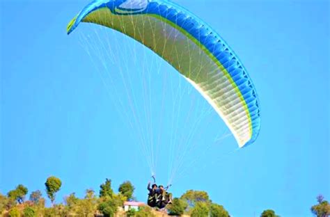 Paragliding In Solang Valley | Book Your Adventure | TravellingLight