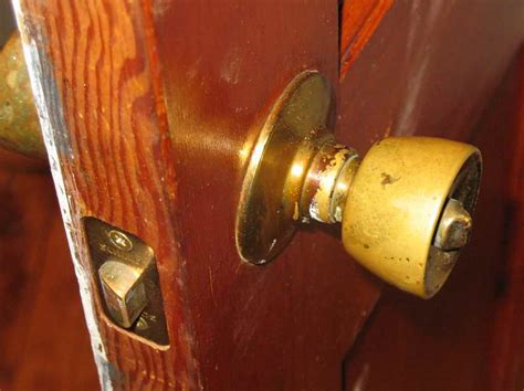 Door knob install – Door Knobs