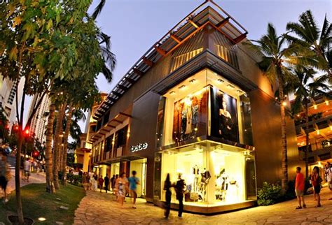 waikiki had the best shopping ( : | Storefront design, Waikiki, Oahu