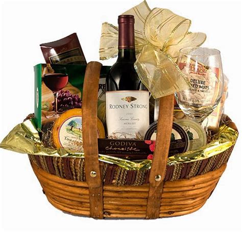 wine-and-cheese-gift-basket ~ The Roomer Mill
