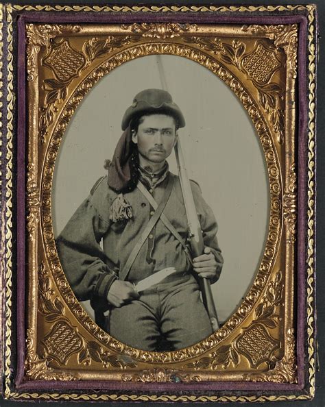 Confederate Soldiers Uniforms