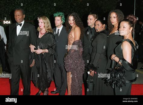 Sidney poitier family actor family universal la hi-res stock photography and images - Alamy