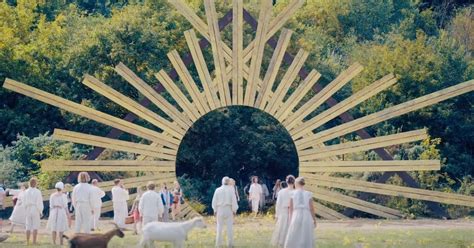 Midsommar: Movie Review - Reel Advice Movie Reviews