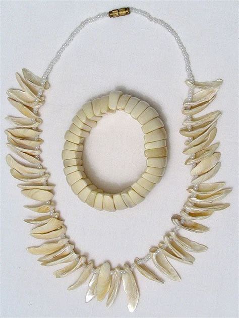 necklaces,shell jewelry