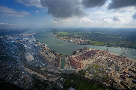 Port of Southampton investing in quayside | Business Hampshire : Business Hampshire