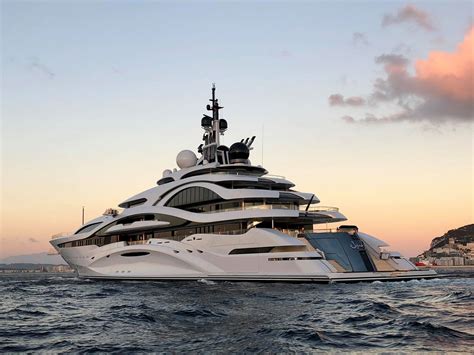 AL LUSAIL Yacht • Emir Of Qatar $500M Superyacht