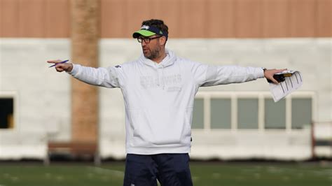 Seahawks Part Ways With Offensive Coordinator Brian Schottenheimer