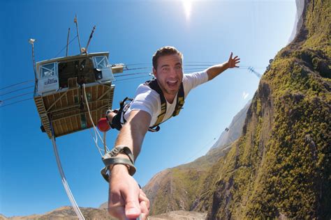 Bungy Jumping in Queenstown in Queenstown - Queenstown Hotels