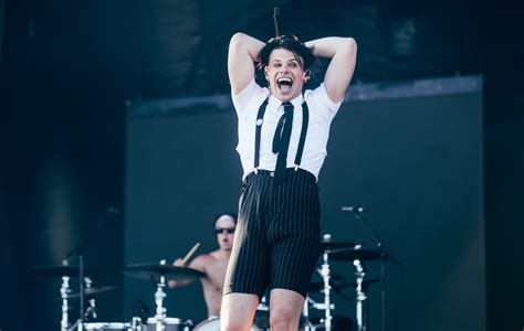 Yungblud says he's finished a new "psychedelic rock" album