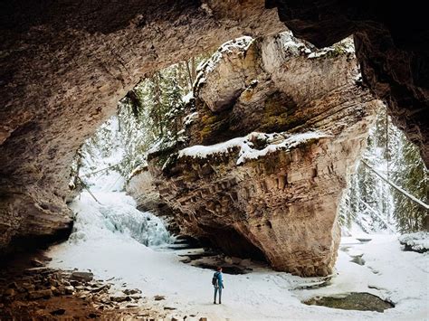 5 Mistakes to Avoid Hiking Johnston Canyon in Winter