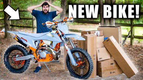 THE WORLDS BADDEST KTM DIRT-BIKE! - YouTube