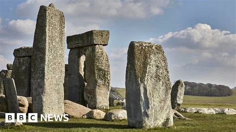 Stonehenge tunnel plan 'should not proceed' says Unesco