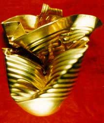 An Early Bronze Age gold cup found in Kent