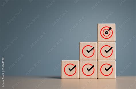 Checklist and Target goal key achievement for business success ...