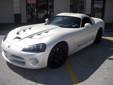 Earmark Car Audio Blog: Dodge Viper- Complete Custom Overhaul