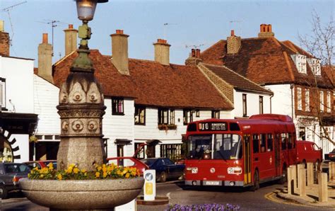 Thames ditton, London bus, Thames