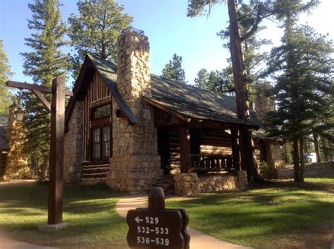 The cabins of Bryce Canyon Lodge - Picture of The Lodge at Bryce Canyon ...