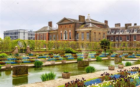 View of Kensington Palace in London - England – Stock Editorial Photo © Leonid_Andronov #73004133