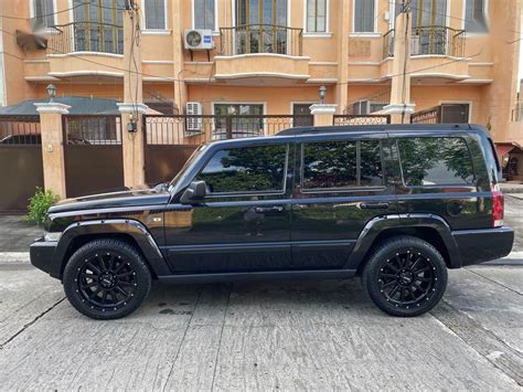 Sell Black 2010 Jeep Commander in Manila 751878