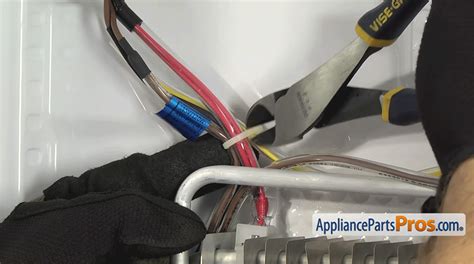 How To Replace a Samsung Refrigerator Temperature Sensor ...