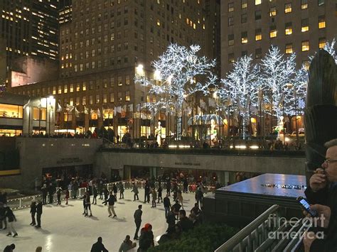 Christmas at 30 Rock in New York Photograph by Doug Swanson - Fine Art ...