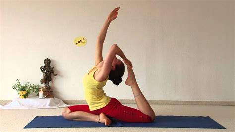 Advanced Yoga Demonstration with Aruna - YouTube