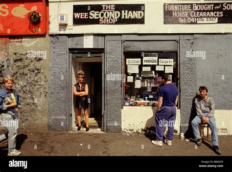 Possil Park Glasgow Scotland UK Daily life on the street of one of the city's most run down ...