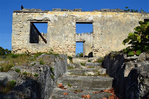 Pompey Memorial & Ruins - Great Exuma