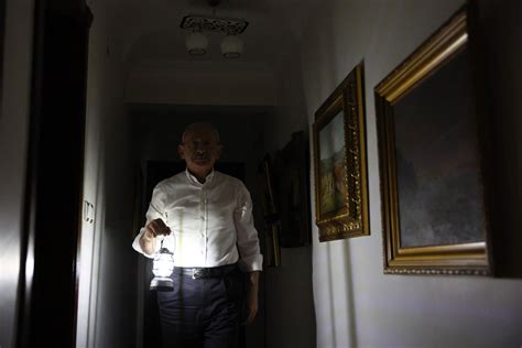 Kilicdaroglu: Turkey's 'quiet force' taking on Erdogan