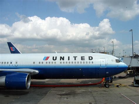 United Airlines Terminal 1 at Chicago Ohare International Airport ...