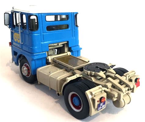 EEN ERF IN 1/50 – Modelauto