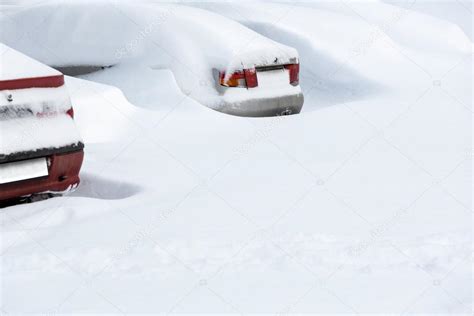 Snowy cars — Stock Photo © MrTwister #37448929