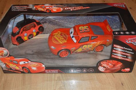 Review - 1:16 RC Ultimate Lightning McQueen - Playdays and Runways