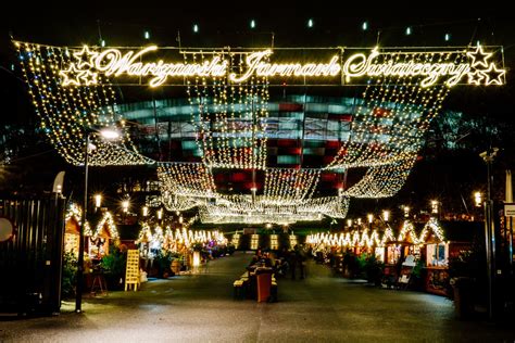 Warsaw Christmas Market 2024: Old Town and Praga