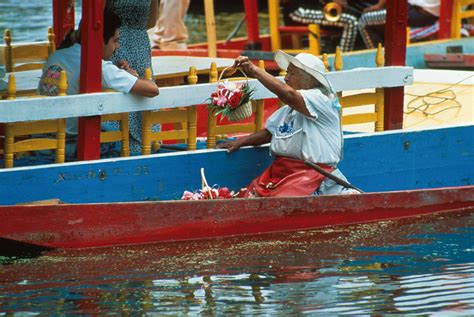 The Eye Must Travel: Xochimilco!