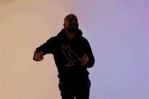 A GIF Taxonomy of Drake’s Glorious Dance Moves According to ‘Hotline Bling’