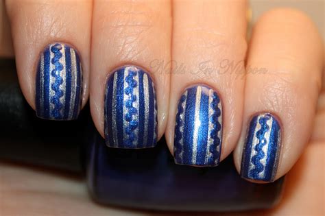 Nails In Nippon: Day 5: Wrapping Paper Nails